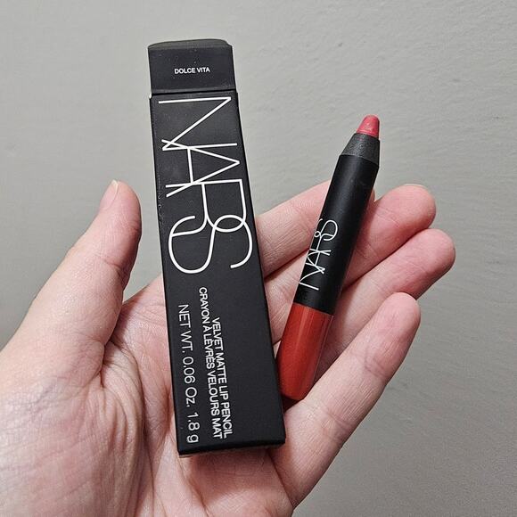 Nars Velvet Matte Lip Pencil Dolce Vita ~ NEW ~ Red - Picture 1 of 10